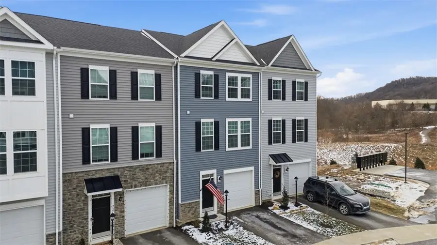 239 Truth Cir, Lancaster, PA 16037 - Image #2