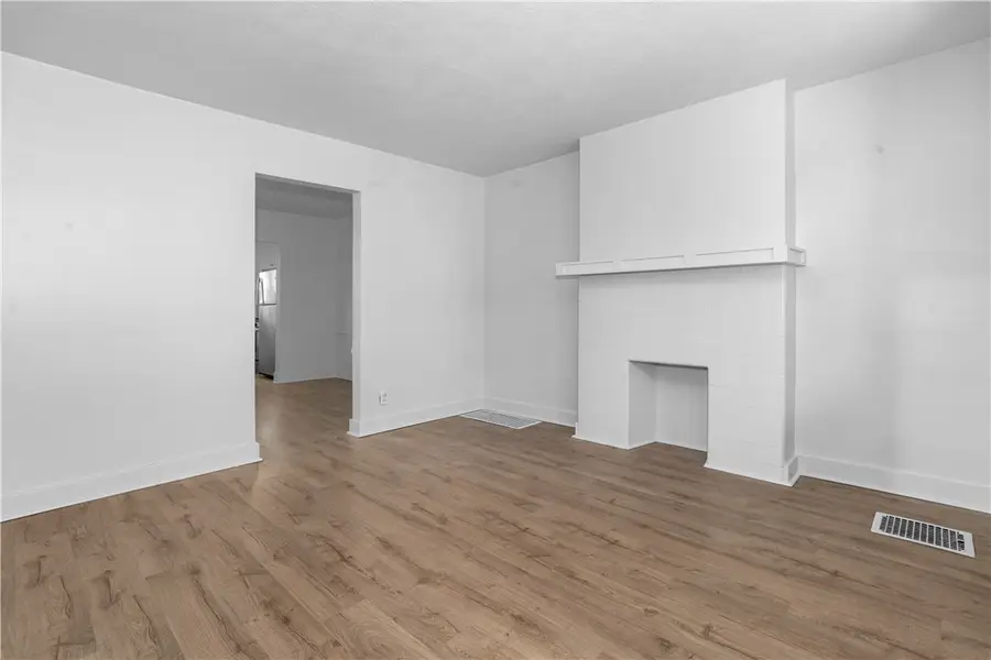 2934 Pyramid Ave, Brentwood, PA 15227 - #3