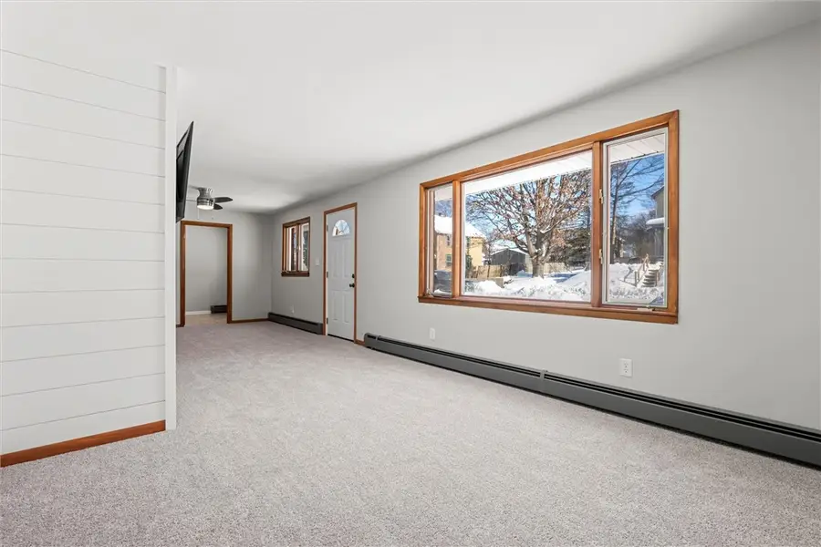 310 Hamilton Ave, Farrell, PA 16121 - #2