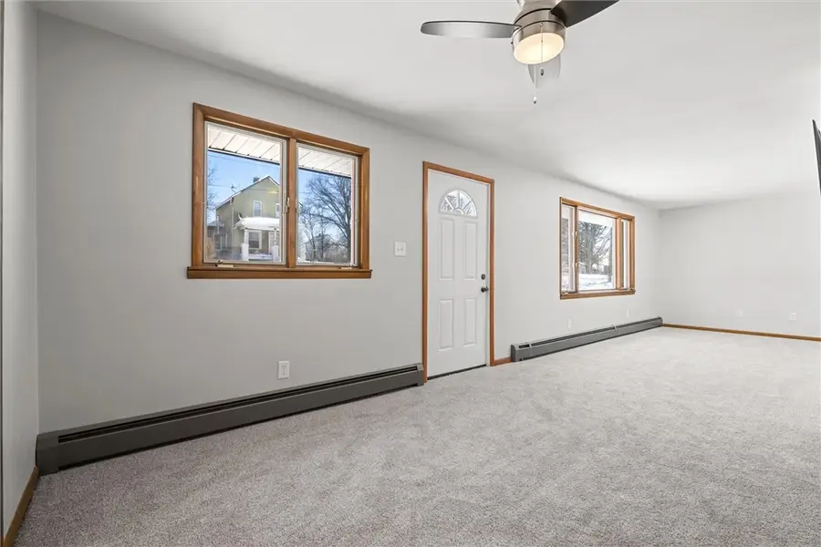 310 Hamilton Ave, Farrell, PA 16121 - #3