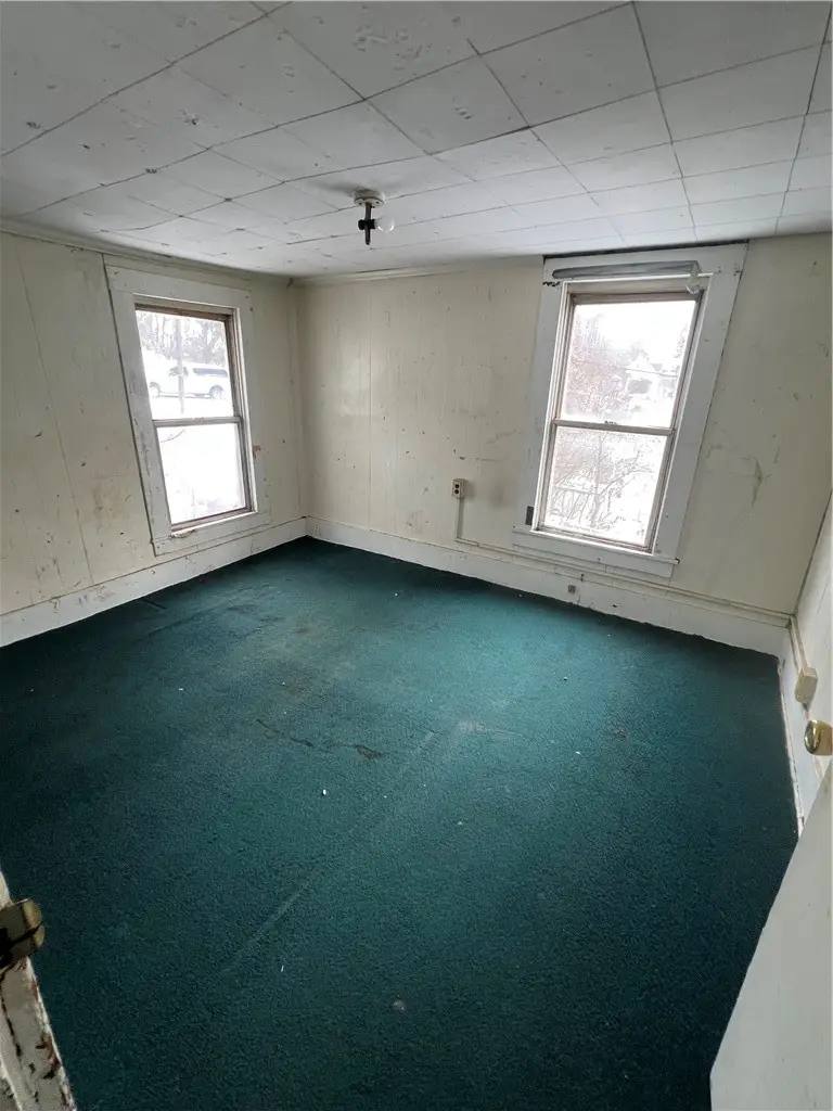 220 Mylan St, Oil City, PA 16301 - Image #2