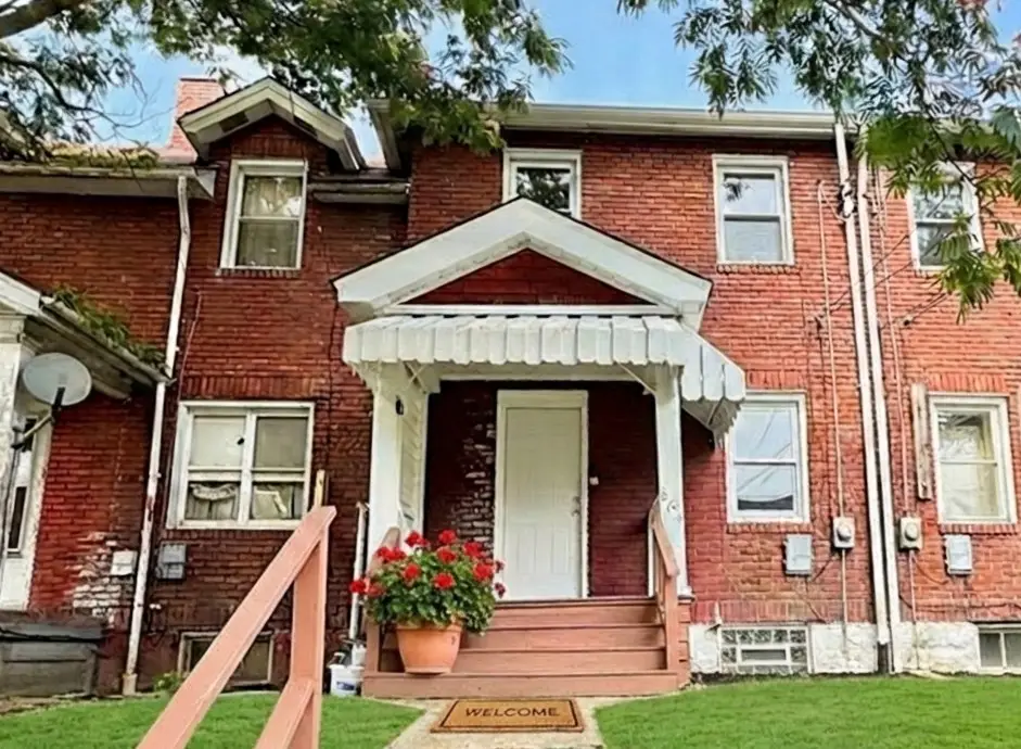 864 Vankirk St, Clairton, PA 15025 - Image #1