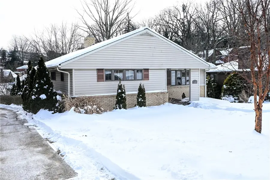 4355 E Barlind Dr, Whitehall, PA 15227 - Image #2