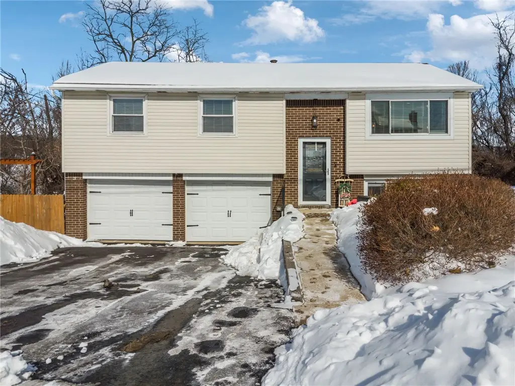 14299 Valley View Dr., North Huntingdon Township, PA 15131 - #1