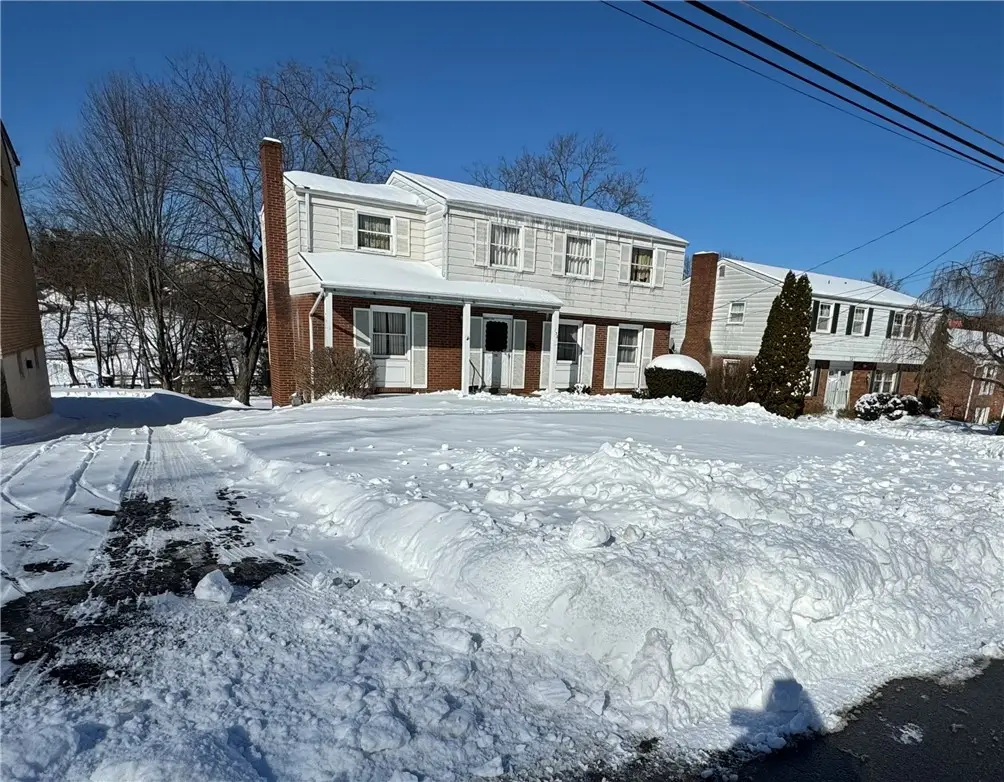 133 Spartan Dr, Bethel Park, PA 15102 - Image #1