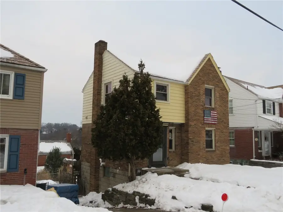360 Olancha Ave, Brentwood, PA 15227 - #2