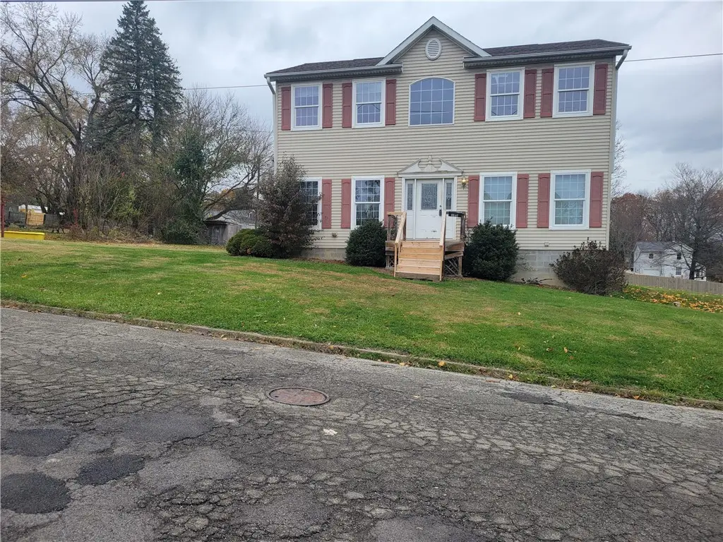 388 Lincoln St, Sharon, PA 16146 - #1