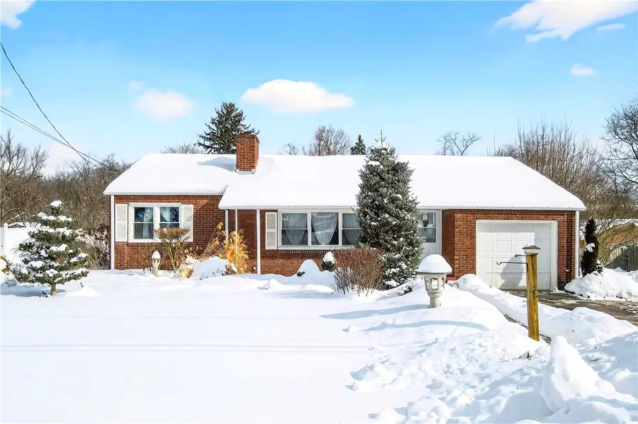 102 Lafayette Dr., Center, PA 15061 - #2