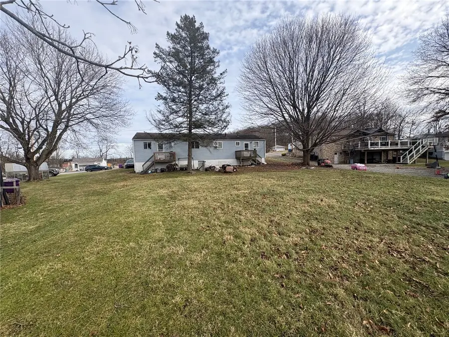340-342 Roberts Rd, Plum, PA 15239 - Image #2