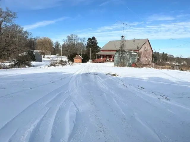 2029 Perry Hwy, Springfield, PA 16156 - #1