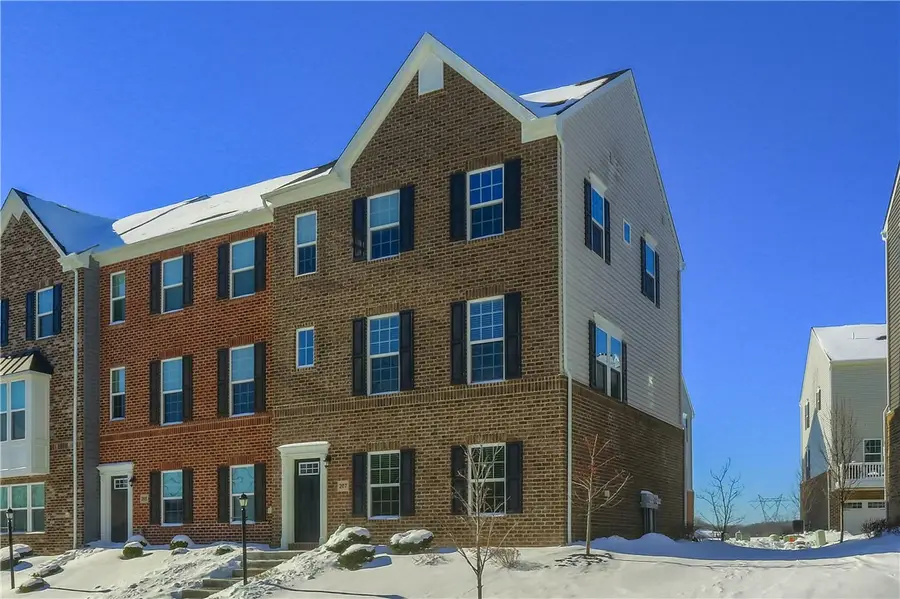 207 Amon St, Cranberry Township, PA 16066 - Image #2