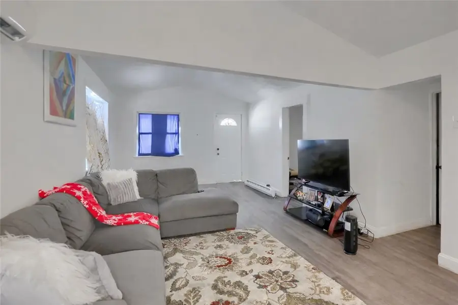 1510 Hiland Ave, Coraopolis, PA 15108 - Image #3