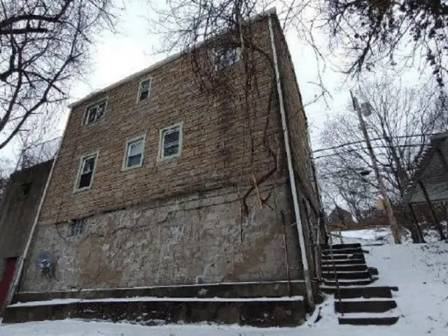 1526 Nobles Ln, Pittsburgh, PA 15210 - Image #3