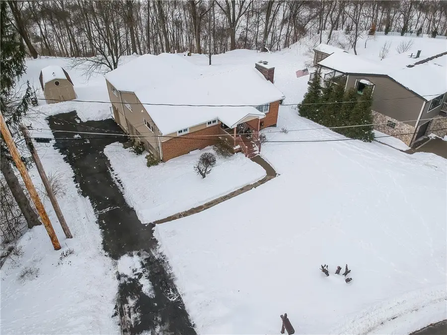 426 Bryan Drive, Findlay, PA 15108 - #3