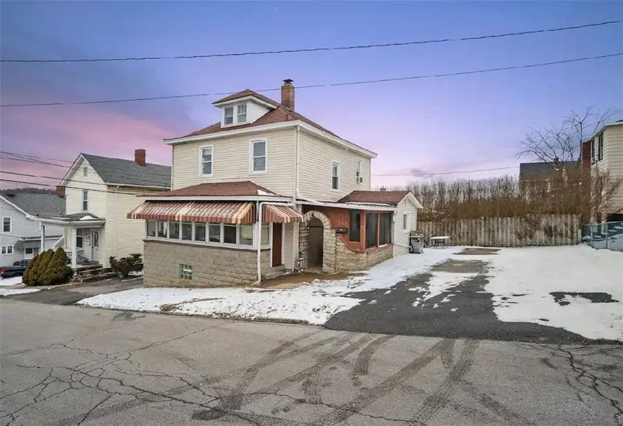 311 Jamison Ave, South Greensburg, PA 15601 - #2