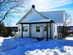 806 Ridge Ave, Jeannette, PA 15644