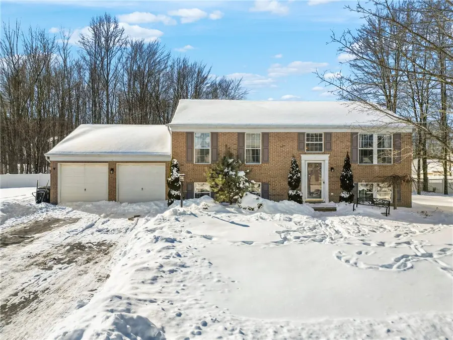 130 Neshannock Trails Dr, Neshannock Township, PA 16105 - Image #2