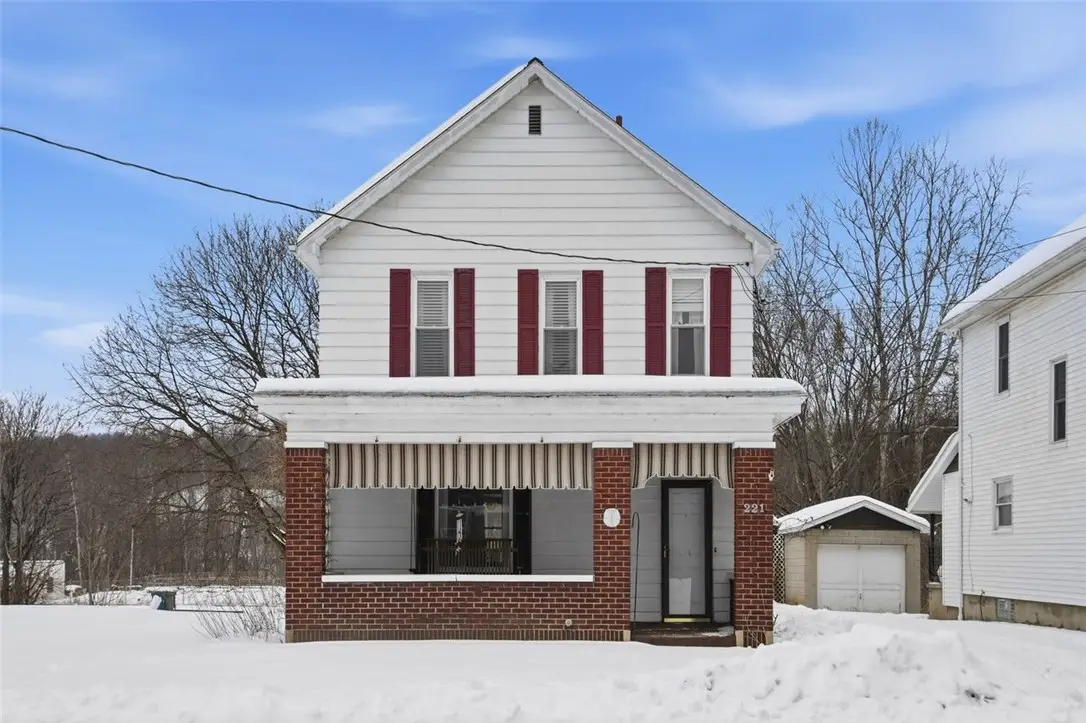 221 Kay St, Wampum, PA 16157 - #1
