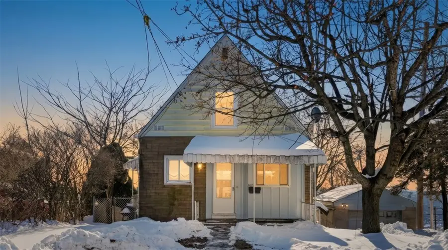 652 Riverview Dr, Dravosburg, PA 15034 - #2