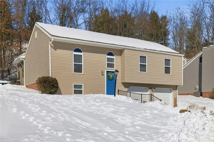 511 Cresthaven Dr, Plum, PA 15239 - #2