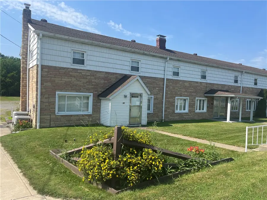 451/457 Joffre Cherry Valley, Burgettstown, PA 15021 - #2