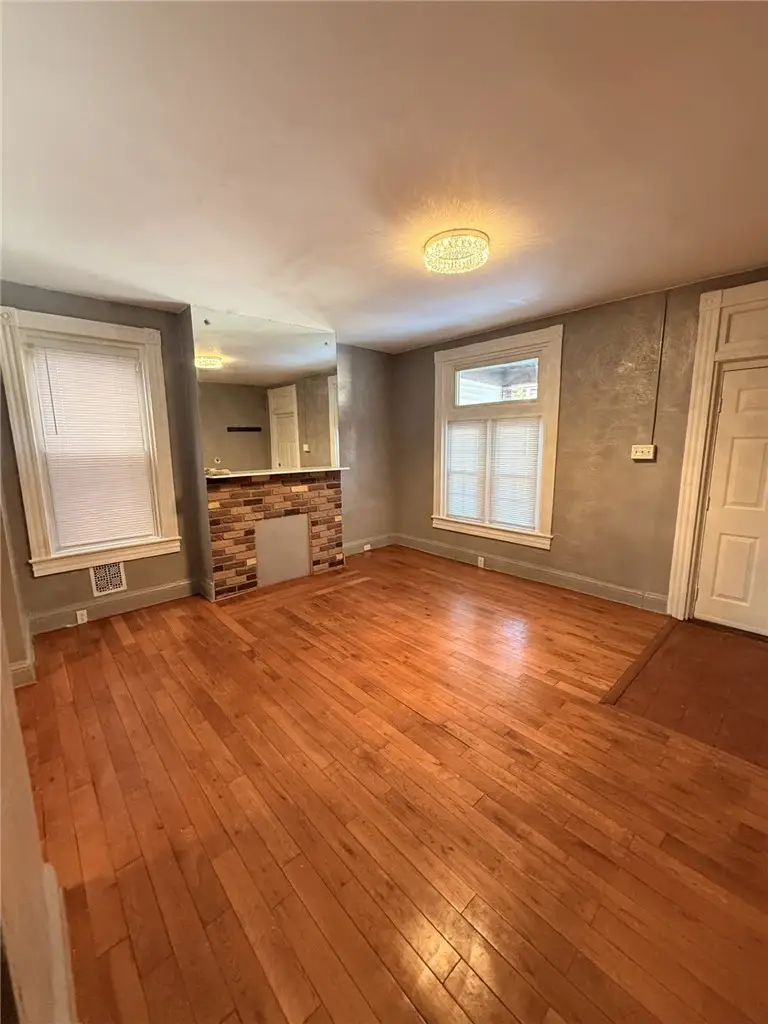 782 Hazelwood Avenue, Pittsburgh, PA 15217 - Image #2