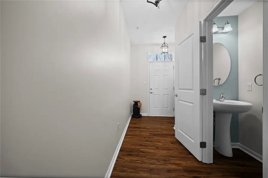 103 Maple Ridge Ct, Cecil, PA 15317 - Image #3