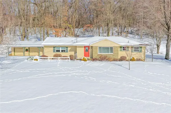 1529 State Route 208, Pulaski Twp, PA 16143