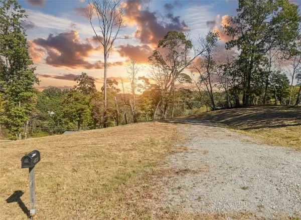 4251 Hilty Road, Murrysville, PA 15632