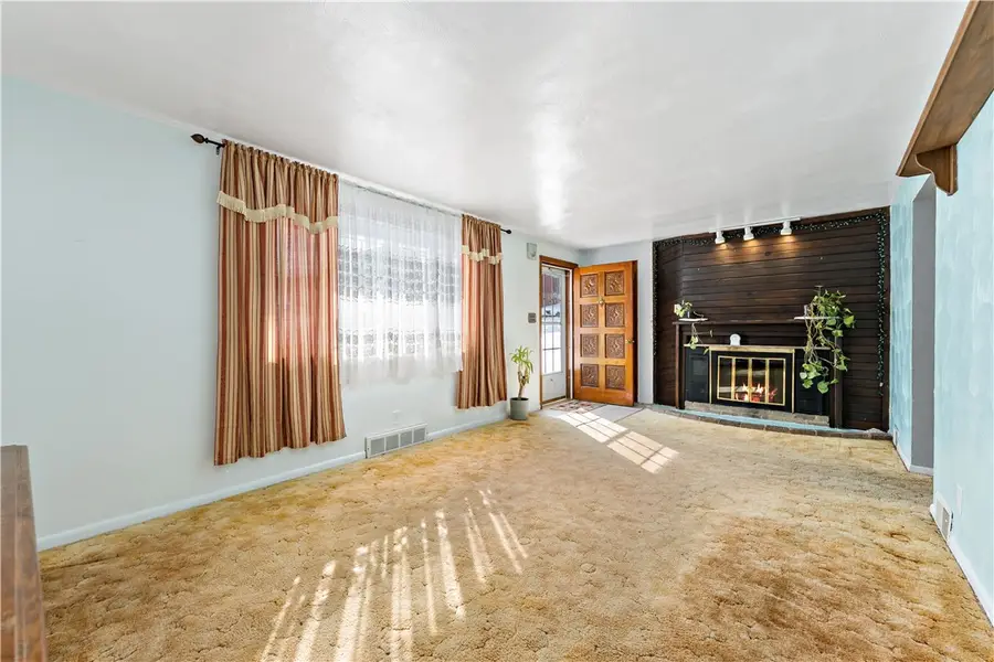 7 Robin Del Dr, Shaler, PA 15215 - #3