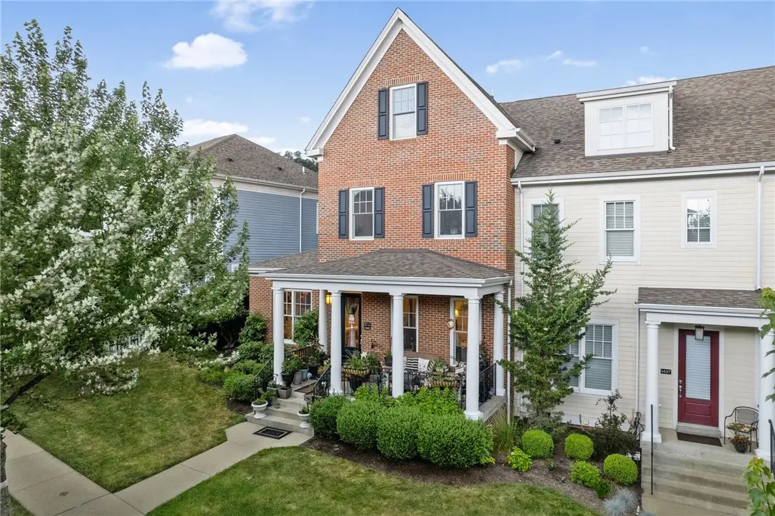 1641 Overton Ln, Squirrel Hill, PA 15217 - Image #1