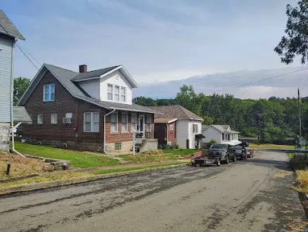 1906 Highland Ave, South Greensburg, PA 15601 - #2