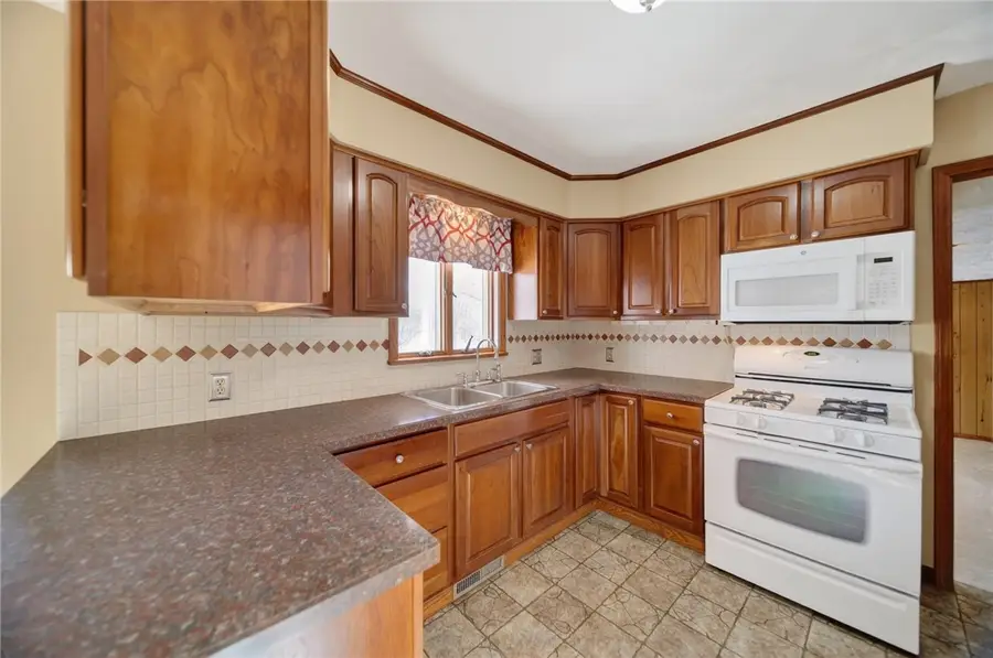 1183 Country Club Rd, Union, PA 15825 - #3