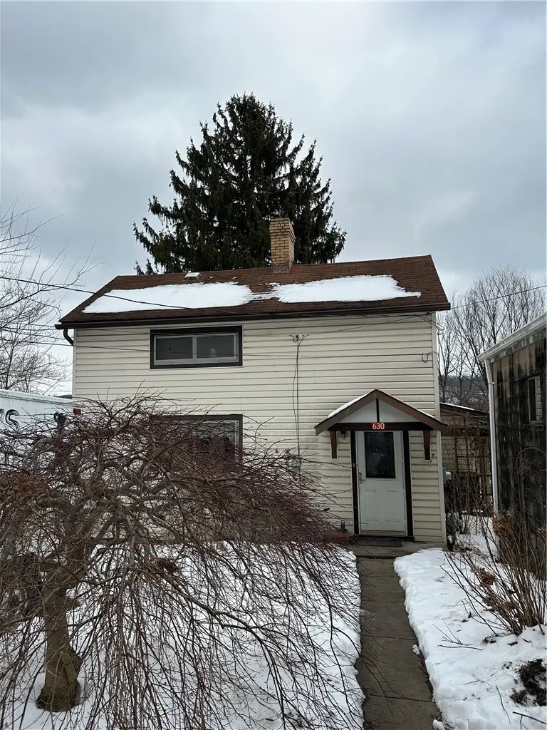 630 Prospect St, Crescent, PA 15046 - #1