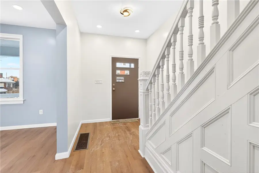 600 E 14th Ave, Munhall, PA 15120 - #3