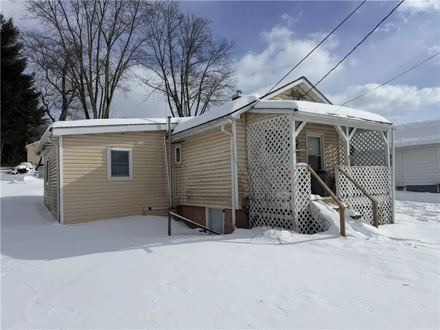 824 King St, Worthington, PA 16262 - #2
