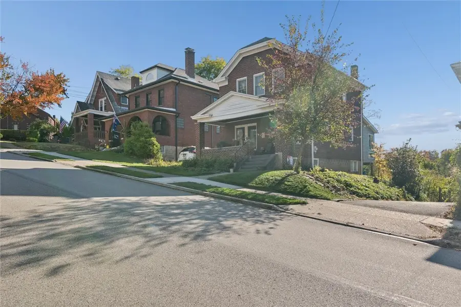 214 Parkside Ave, Mount Lebanon Township, PA 15228 - #3