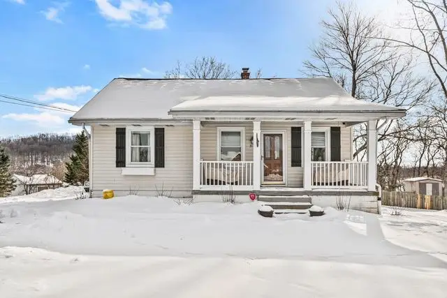 3130 E Hardies Rd, Hampton, PA 15044 - #1