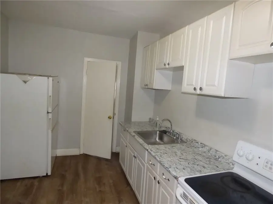 226 Lobinger Ave, North Braddock, PA 15104 - #3