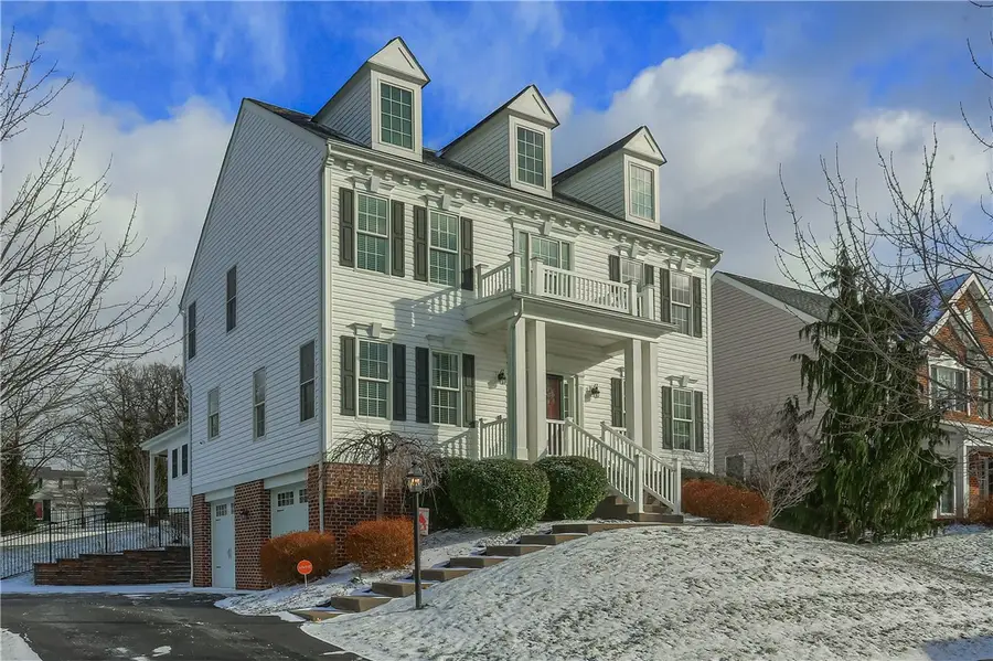 221 Strawberry Circle, Cranberry Township, PA 16066 - Image #2