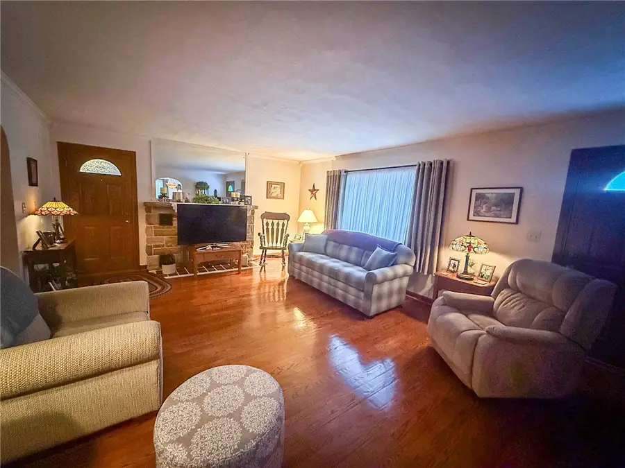 417 New Castle Rd, Butler Township, PA 16001 - #3