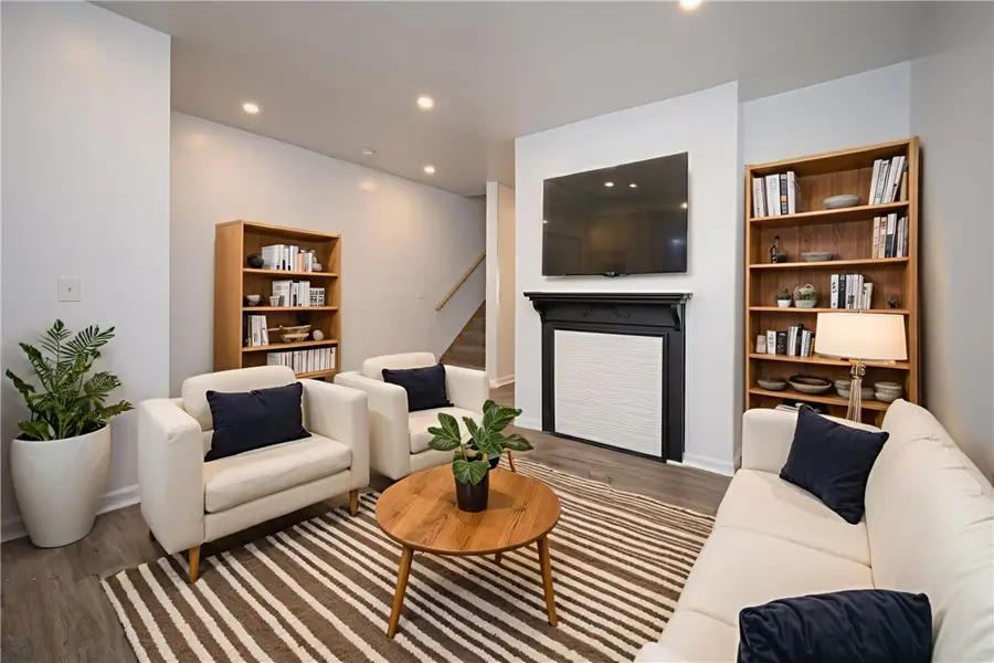 5344 Kincaid St, Pittsburgh, PA 15224 - #2