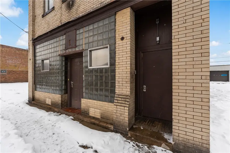 329 14th St, Ambridge, PA 15003 - #2