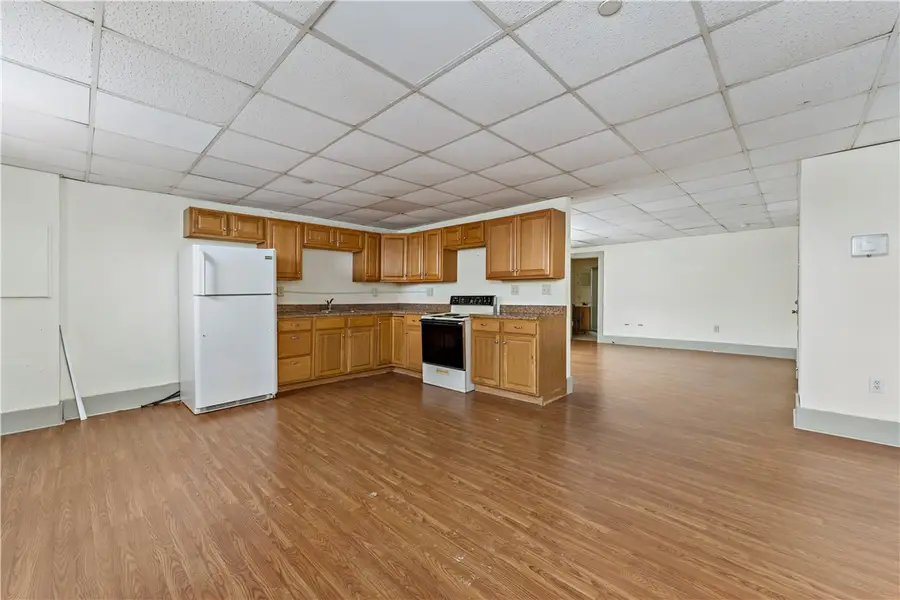 329 14th St, Ambridge, PA 15003 - #3