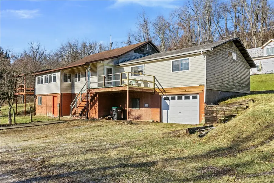 48 Vesta St, Centerville, PA 15429 - #2