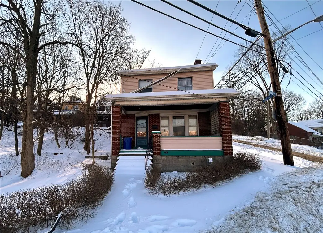 121 Boggston Ave, Pittsburgh, PA 15210 - #1
