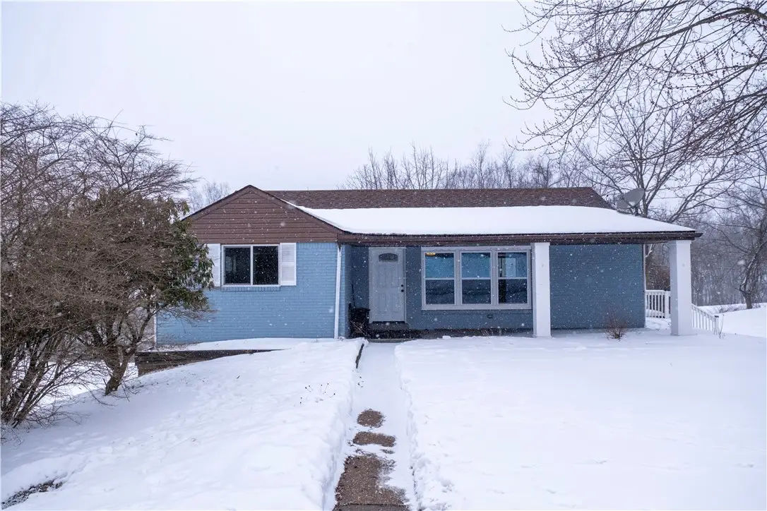 1020 Roosevelt Way, New Alexandria, PA 15670 - #1