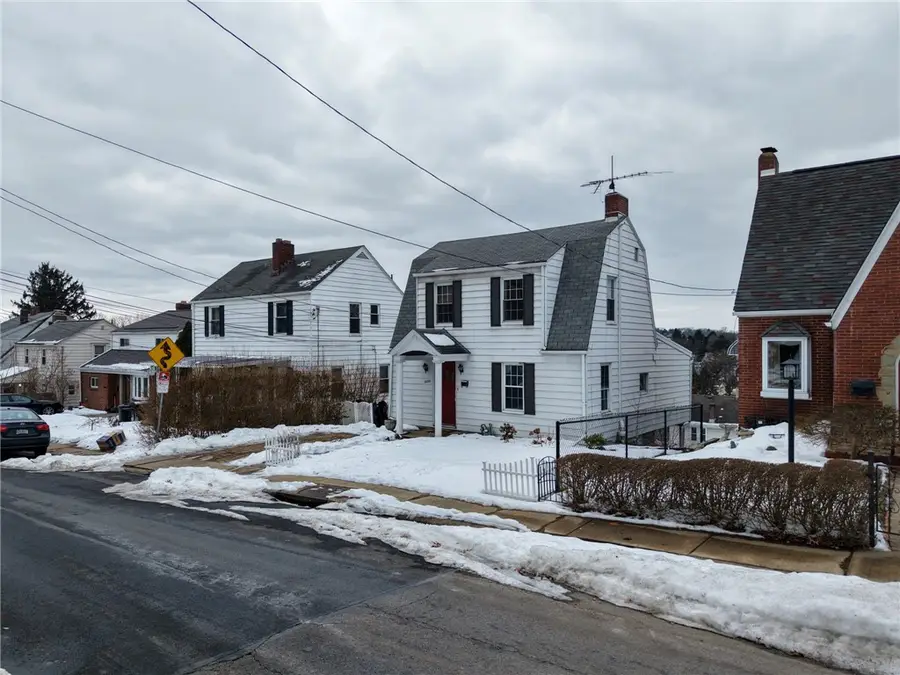 1656 Seaton St, Brookline, PA 15226 - #3