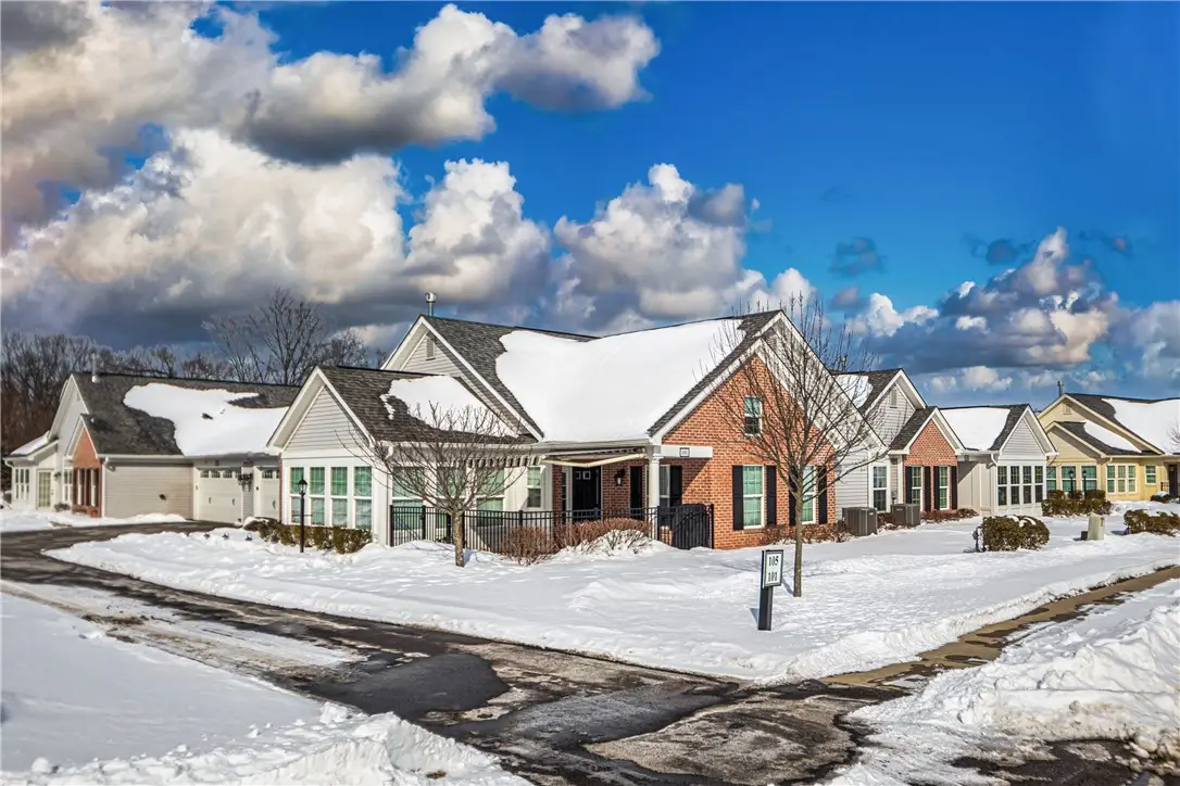 101 Spring Valley Dr, Jackson, PA 16063 - #1