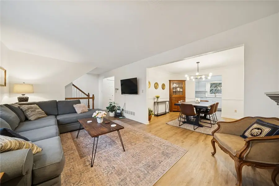 703 Cherry Blossom Ct, Delmont, PA 15626 - #2